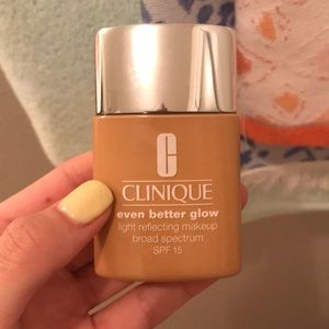 Honey Wheat Clinique “even better glow” makeup